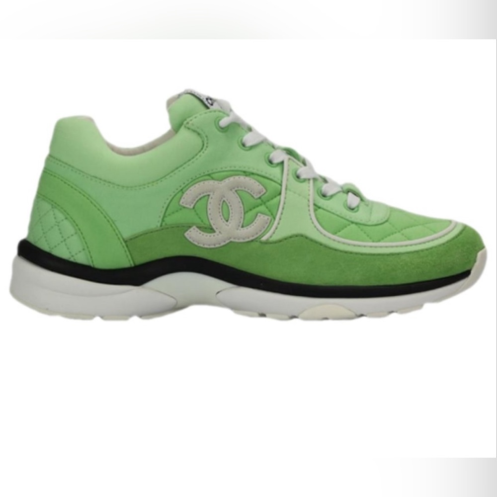 Bought them didn’t fit, brand new, authentic, rare, GORGEOUS color